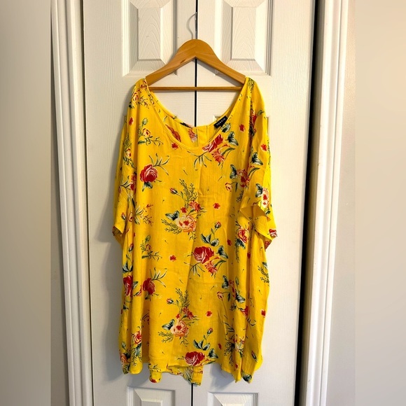 Torrid yellow blouse - Picture 1 of 6